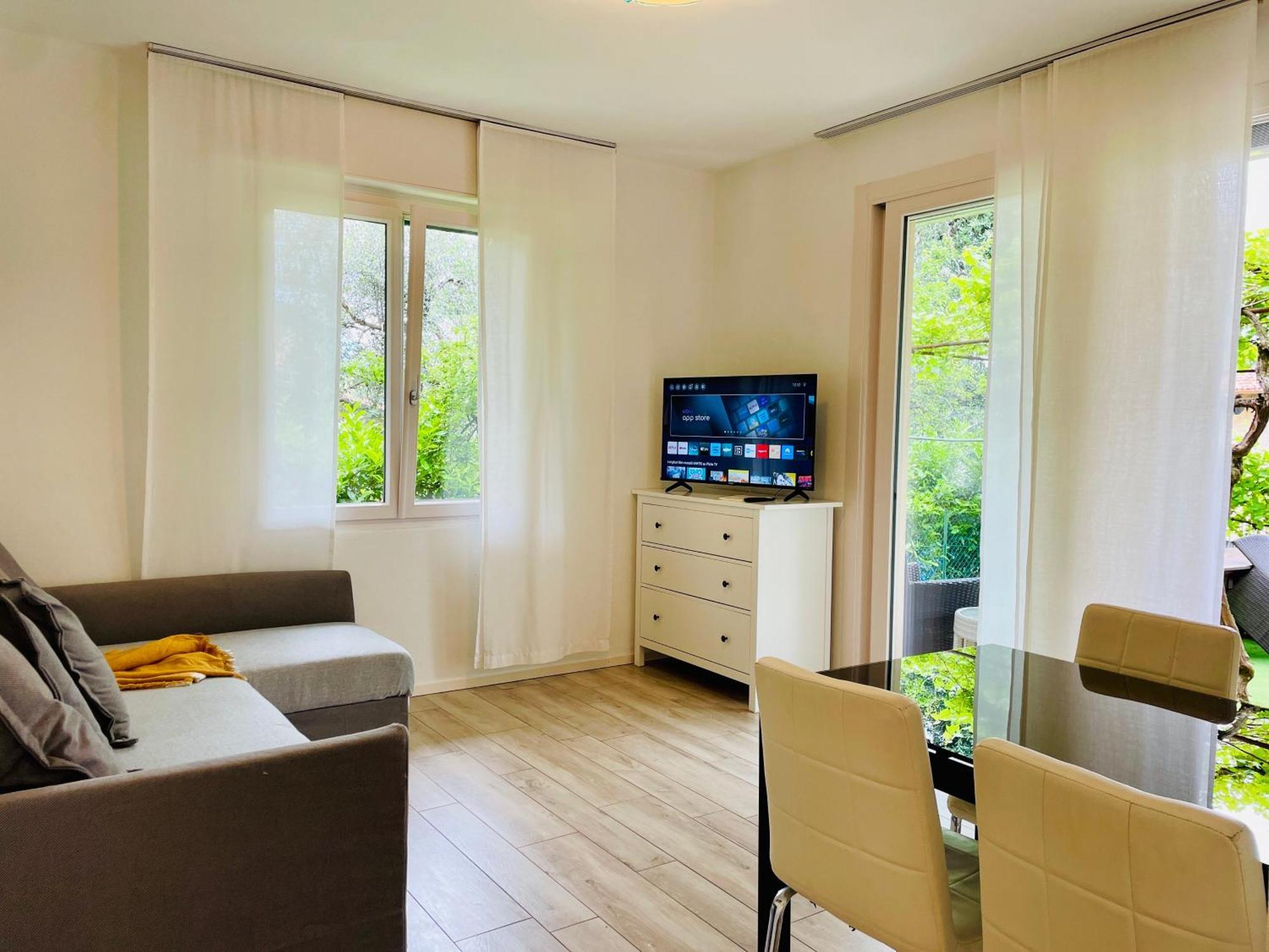 מאלצ'סינה Casa Mario & Laura Ferienwohnungen Free Wi-Fi Parking מראה חיצוני תמונה