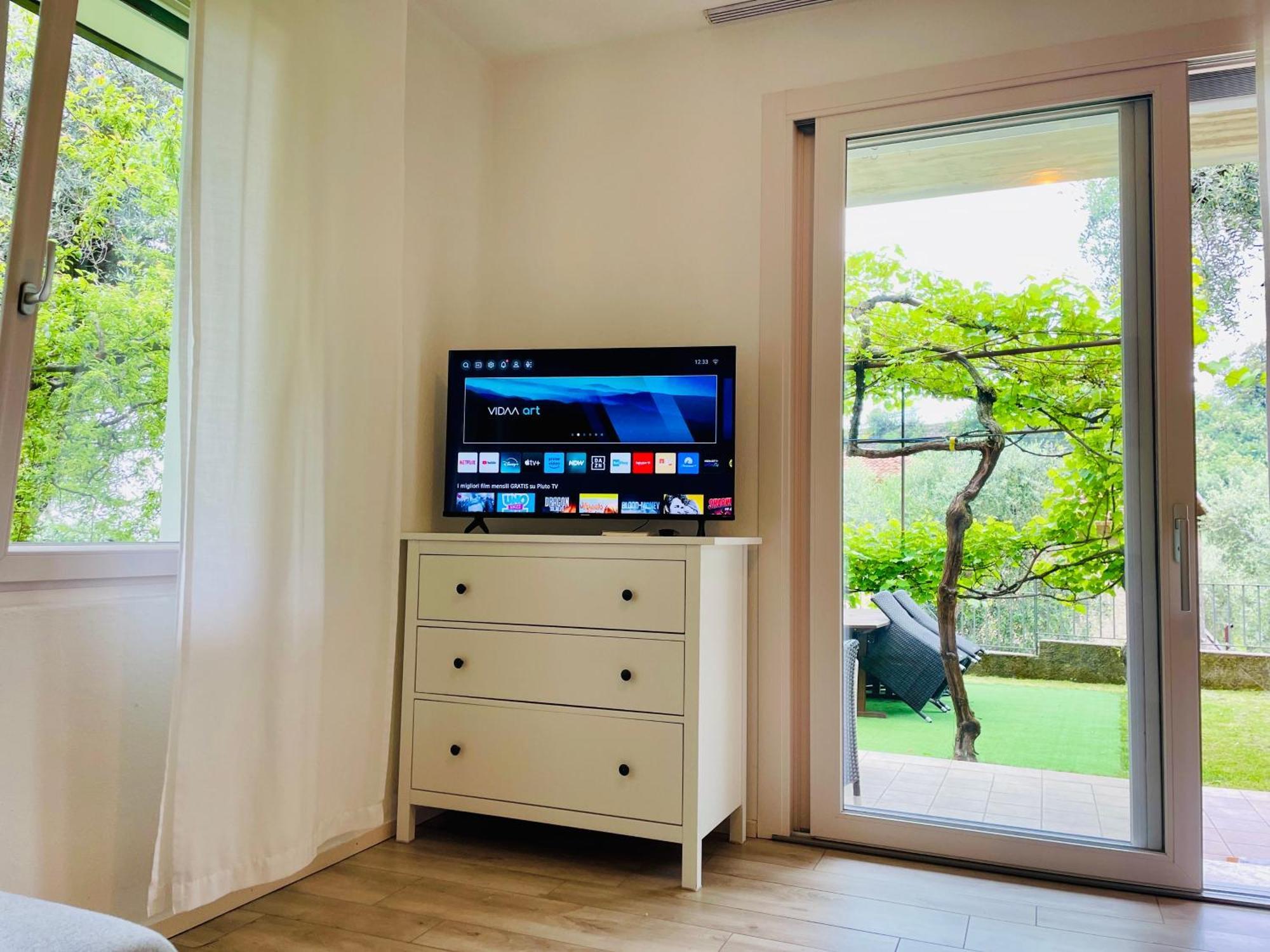 מאלצ'סינה Casa Mario & Laura Ferienwohnungen Free Wi-Fi Parking מראה חיצוני תמונה