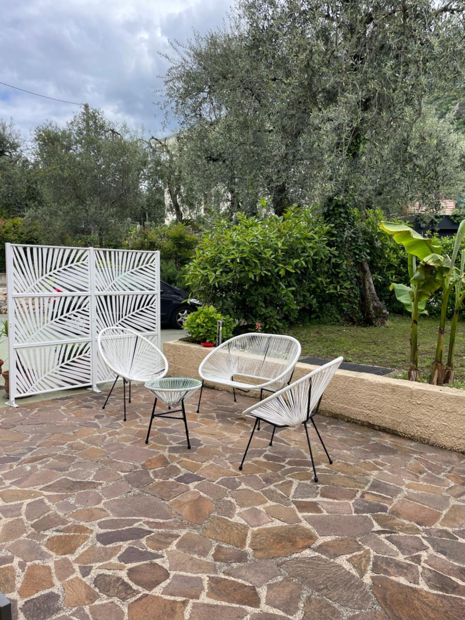 מאלצ'סינה Casa Mario & Laura Ferienwohnungen Free Wi-Fi Parking מראה חיצוני תמונה